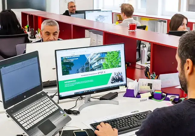 Renovalo progettisti a lavoro
